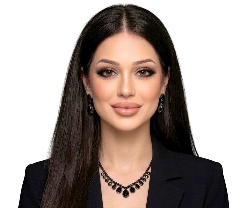 Esma Kelle